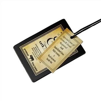 Thẻ bìa cứng có chuỗi